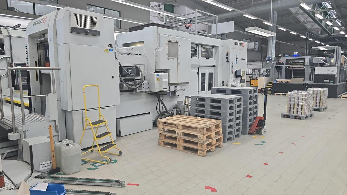 Used 2011 Bobst Expert Cut 106-PER