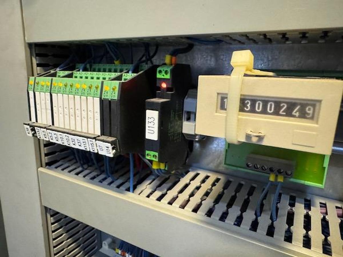 Used Used 2005 KBA RAPIDA RA205-6+L+T