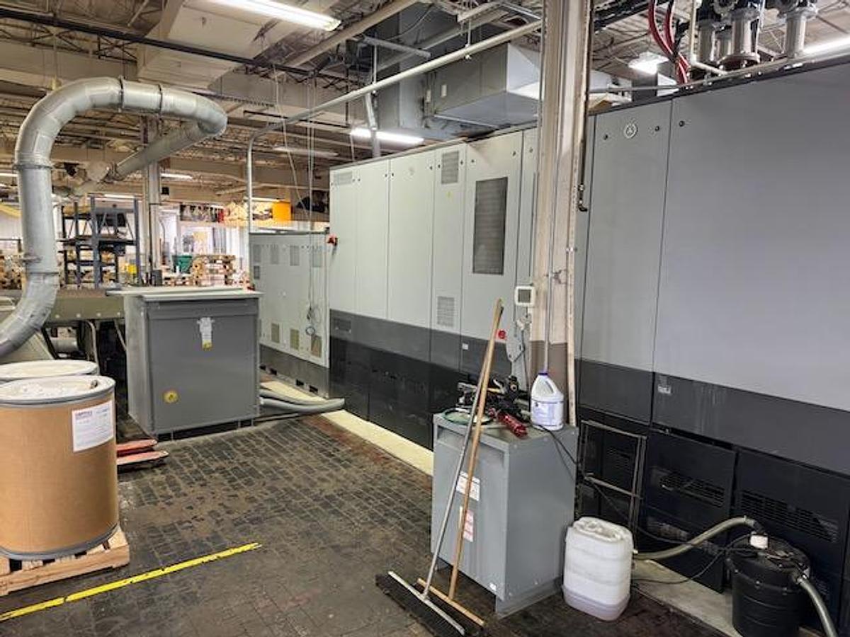 Used Used 2015 Heidelberg 106XL-8-P+L