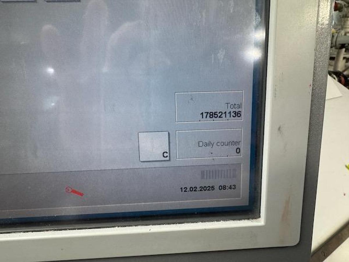 Used Used 2015 Heidelberg 106XL-8-P+L