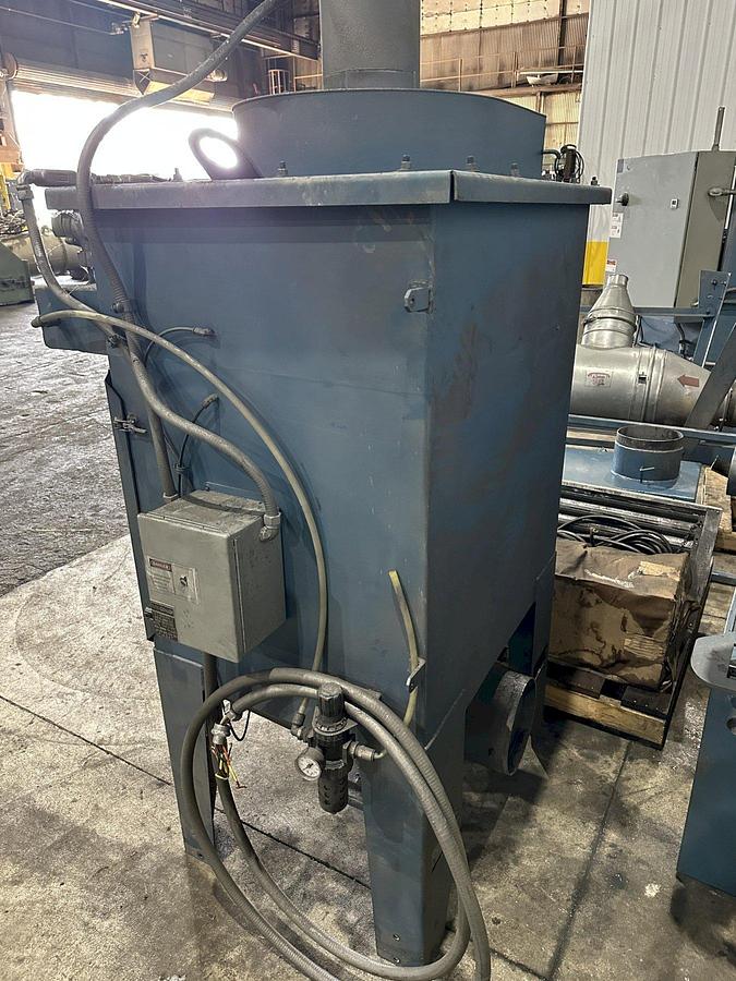 Very good 2017 Viking 48" Table