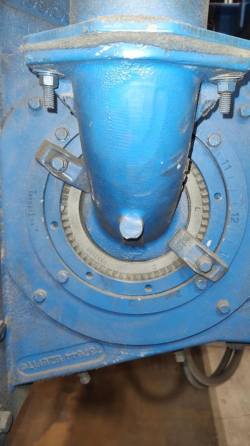 Like new 2012 Wheelabrator 48" Fixed Table