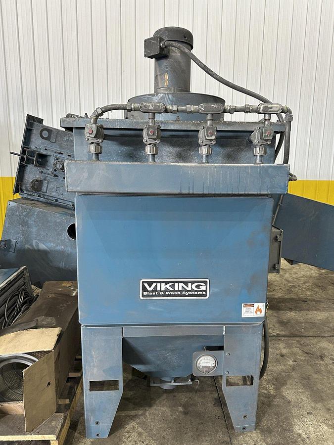 Very good 2017 Viking 48" Table
