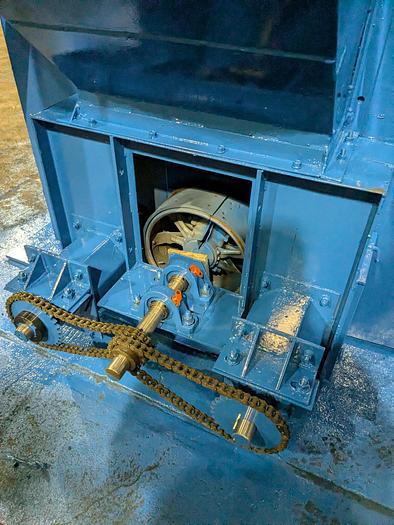 Excellent Wheelabrator 72" Swing Table