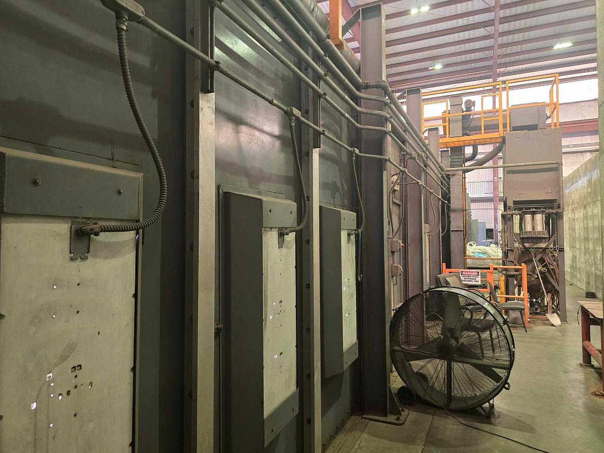 Excellent 2008 GFS Global Finishing Systems Blast Room/Paint Room
