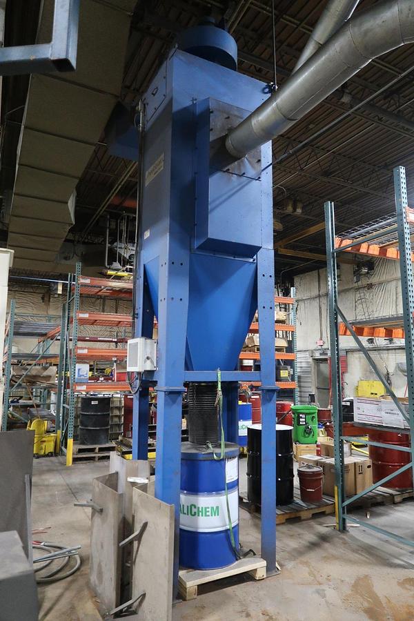 Like new 2012 Wheelabrator 48" Fixed Table