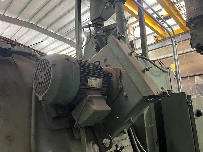 Very good 1984 Goff 72" fixed table