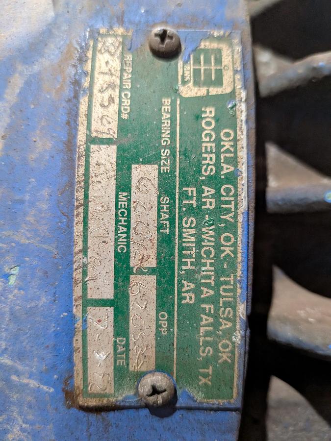 Like new Goff 48" Fixed Table