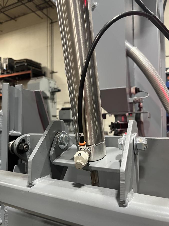 Like new 2024 Gibson 1.5BB