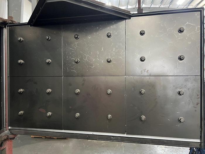 Very good 1984 Goff 72" fixed table