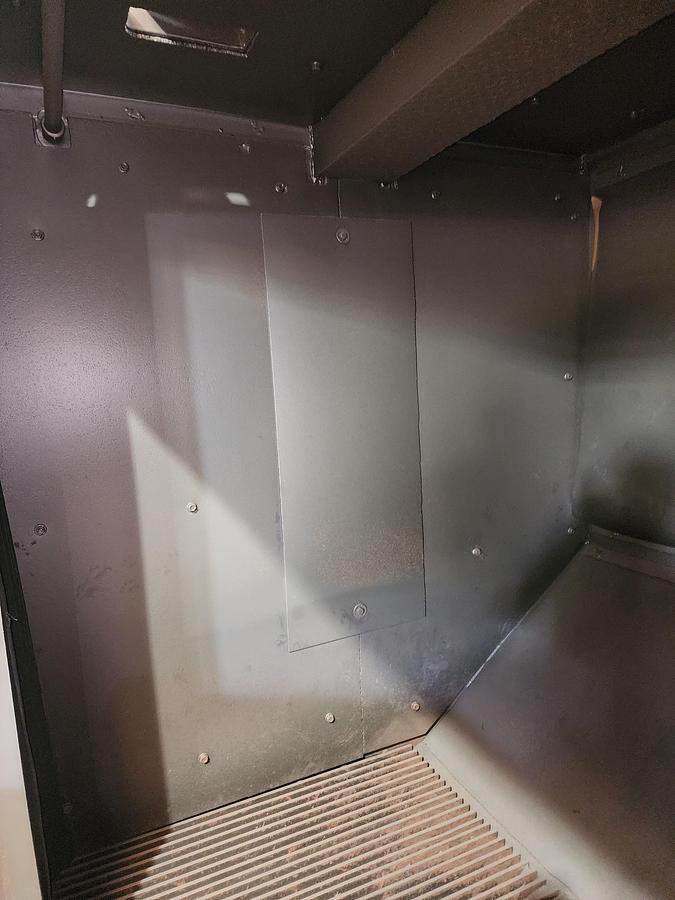 Good Wheelabrator 72" Swing Table