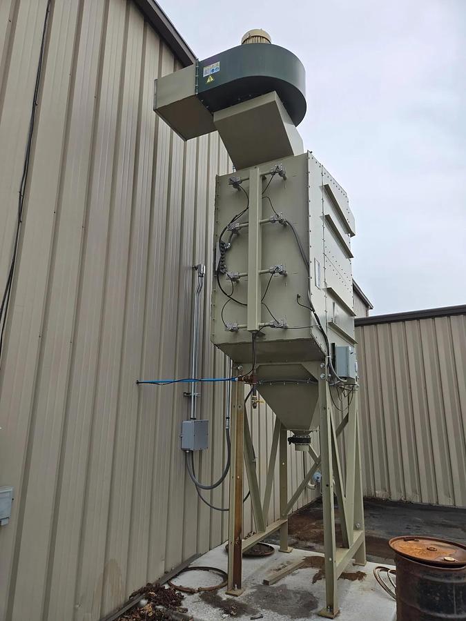 Like new 2024 Clemco TEJ-60 Blast Room