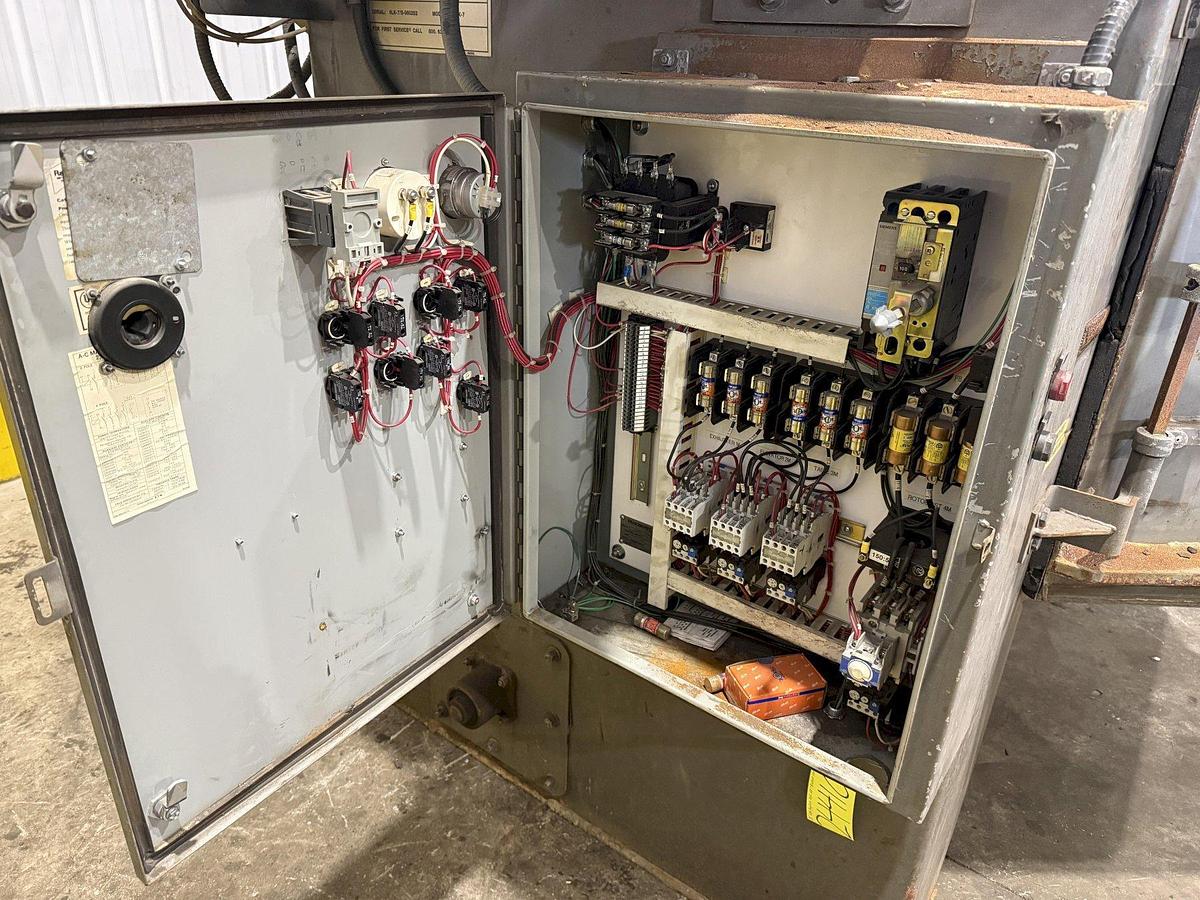 Like new Pangborn 6LK-7 72" Fixed Table