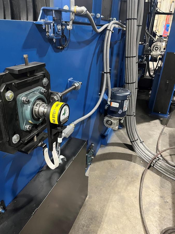 Like new 2024 Gibson W27-4-80