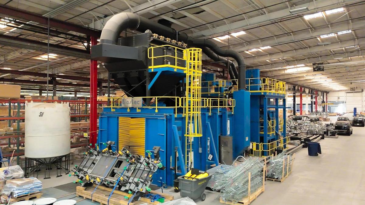 Like new 2015 Blastec 6' x 6' Rail Car Pass through