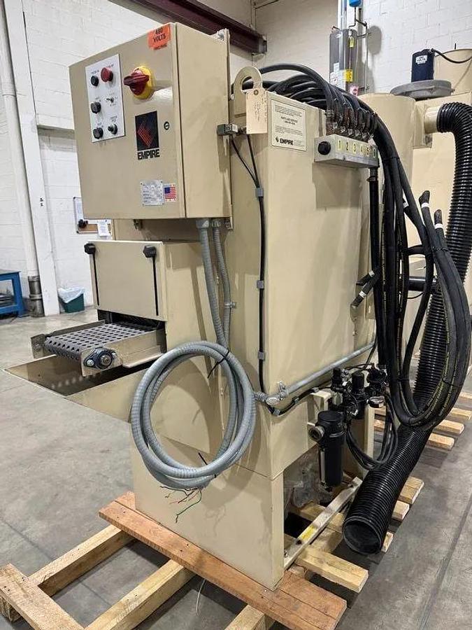 Like new 2014 Empire IL-885