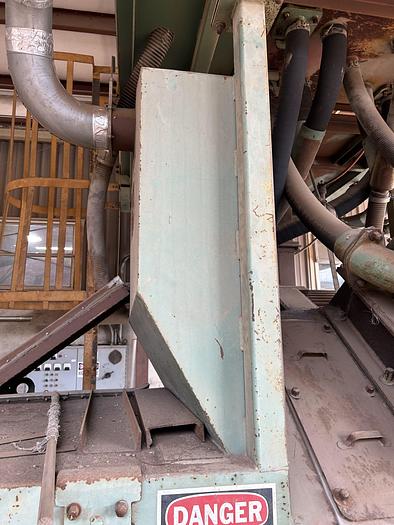 Very good 1996 BCP A4-7365 Roll Conveyor