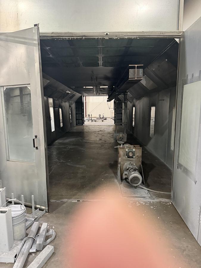 Like new Standard Tools & Equipment Sure-Cure AMU Paint Booth / Batch Oven