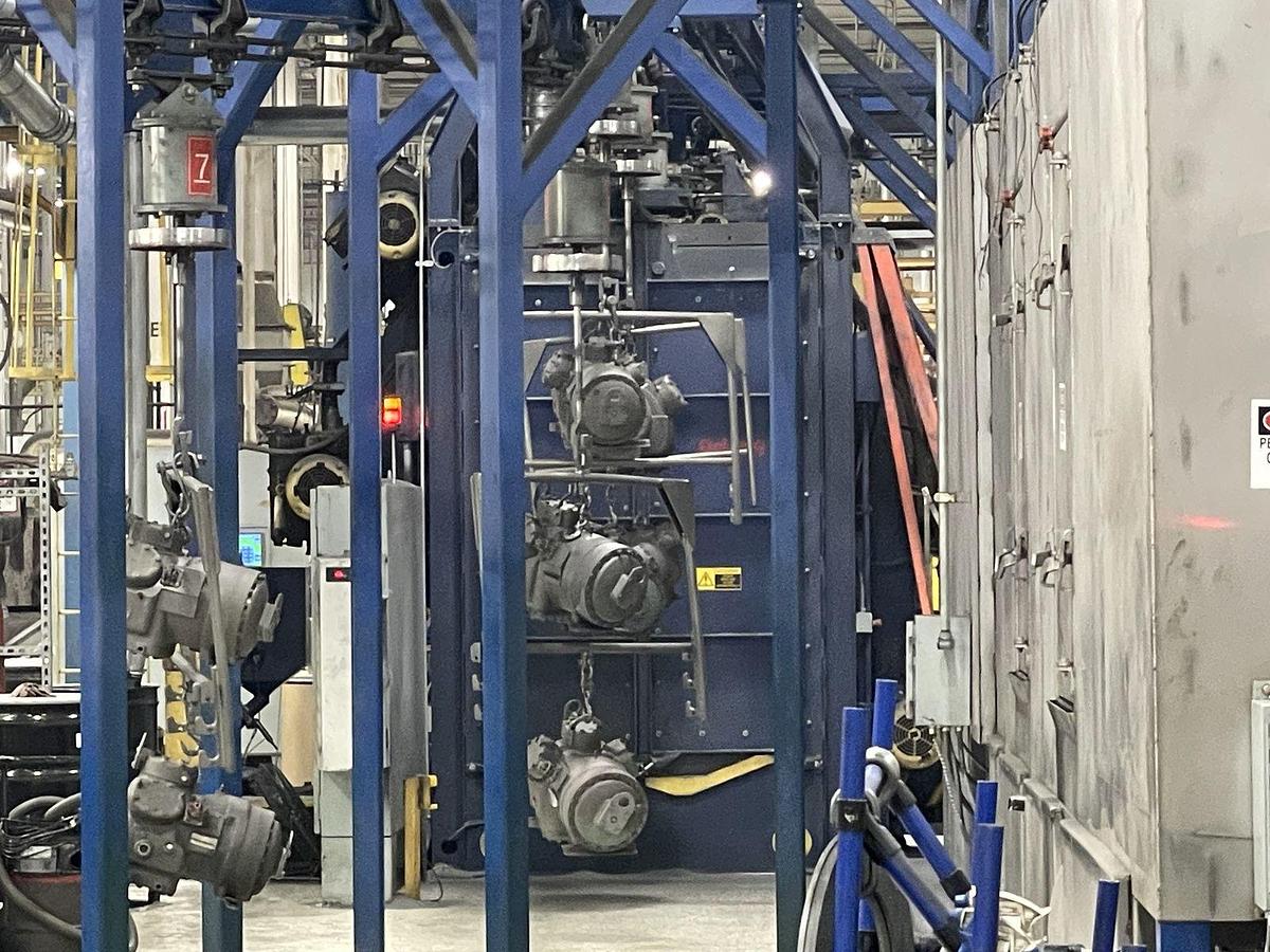 Excellent 2015 Delong