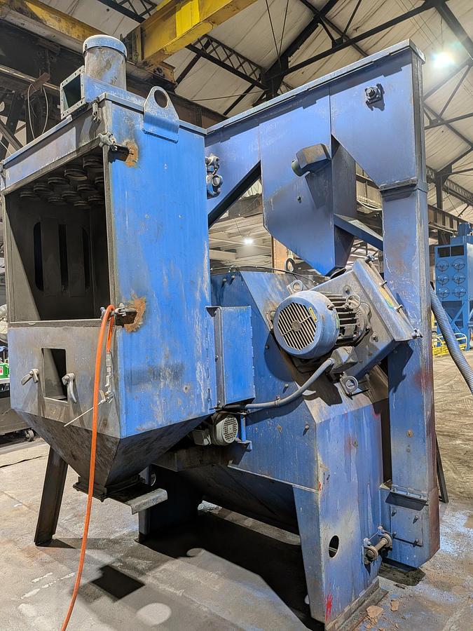 Like new Goff 48" Fixed Table