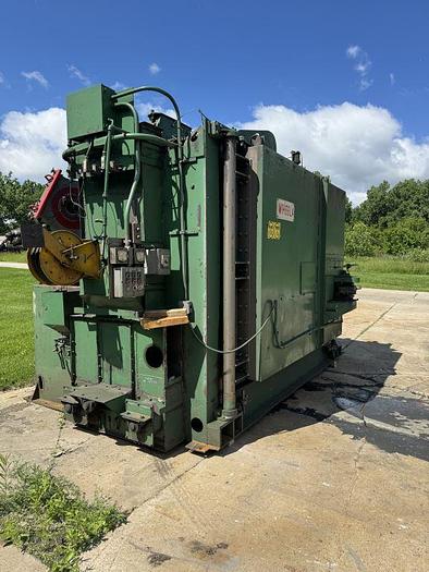 Good Wheelabrator 96" Double Door Swing Table