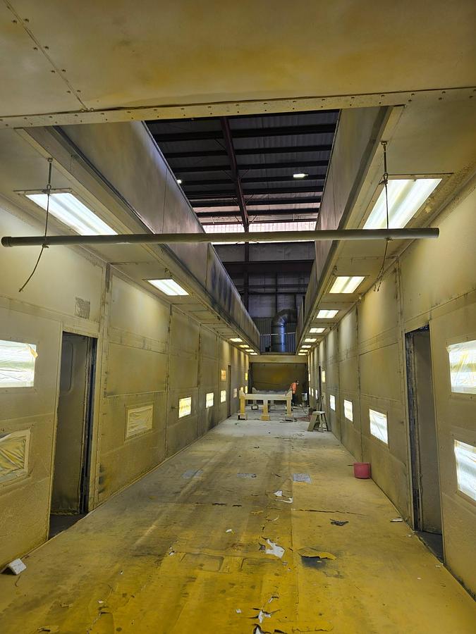 Excellent 2008 GFS Global Finishing Systems Blast Room/Paint Room