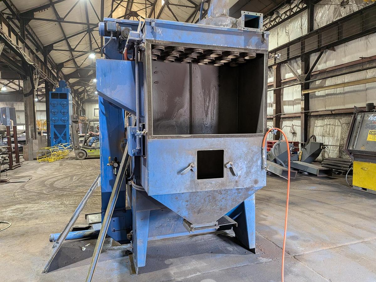 Like new Goff 48" Fixed Table