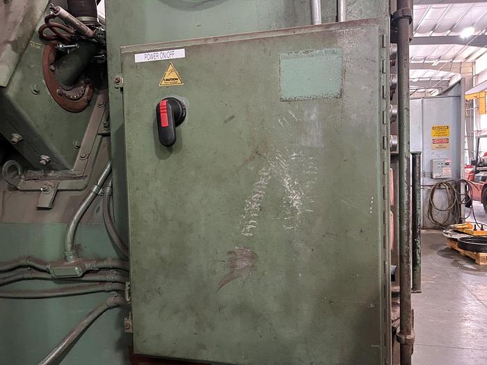 Very good 1984 Goff 72" fixed table