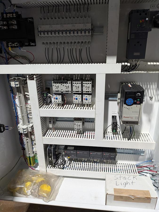 Like new 2024 Gibson 1.5BB