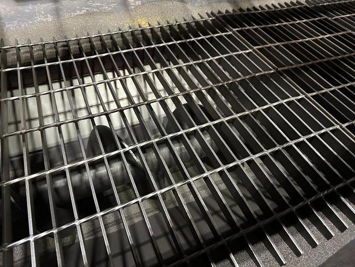 Excellent 2002 BCP 32" x 36" Trublast