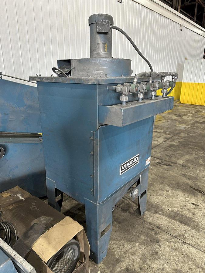 Very good 2017 Viking 48" Table
