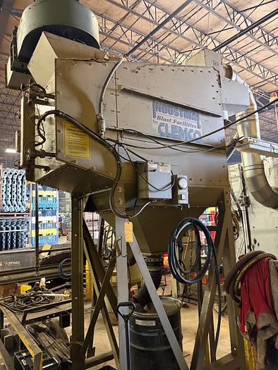 Like new Clemco Blast Room