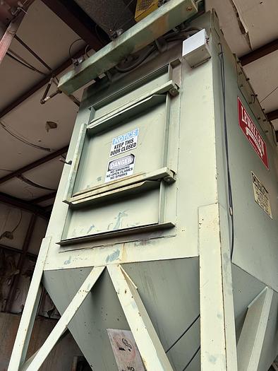 Very good 1996 BCP A4-7365 Roll Conveyor