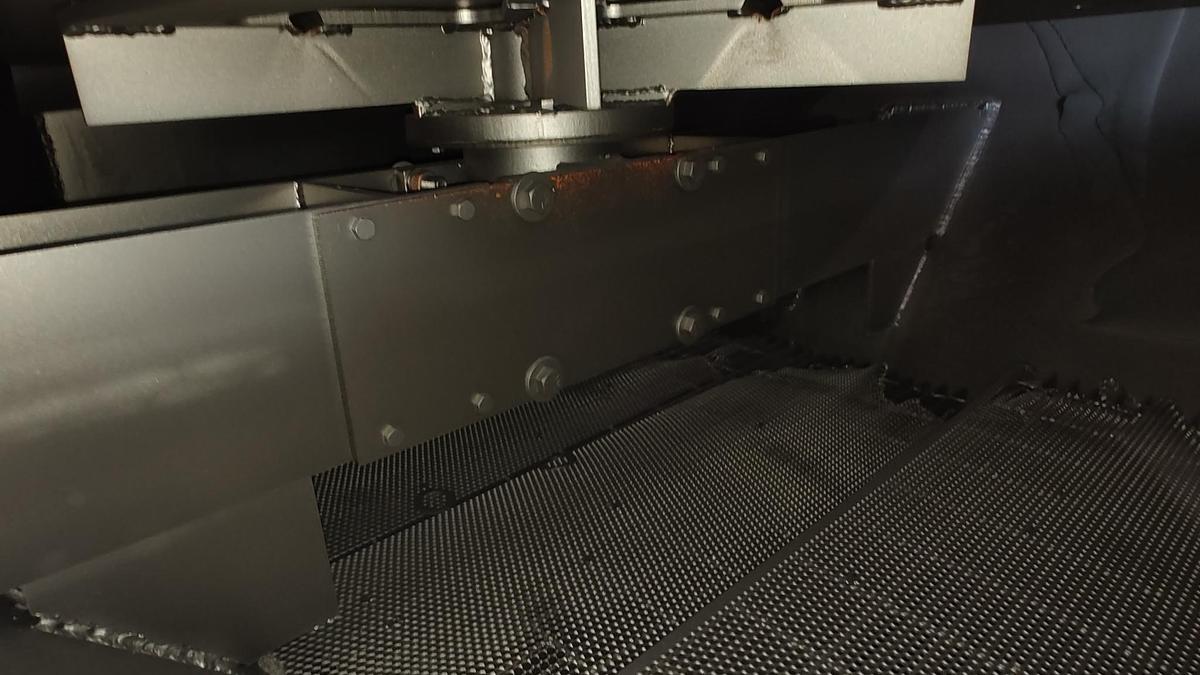 Very good Bronco 72" Table