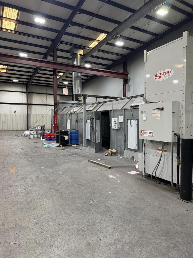 Like new Standard Tools & Equipment Sure-Cure AMU Paint Booth / Batch Oven