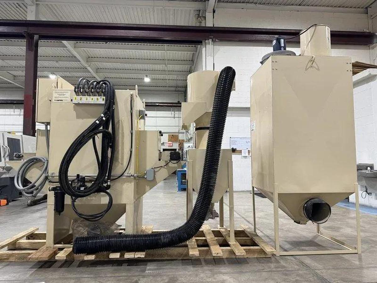 Like new 2014 Empire IL-885