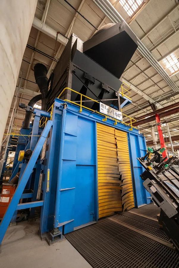 Like new 2015 Blastec 6' x 6' Rail Car Pass through