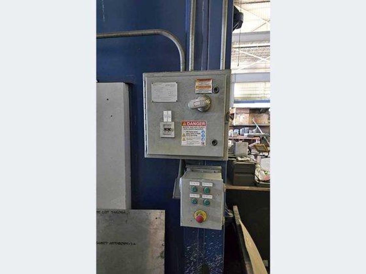 Like new 2016 Wheelabrator ABM 16' x 15' x 30 Blast Room