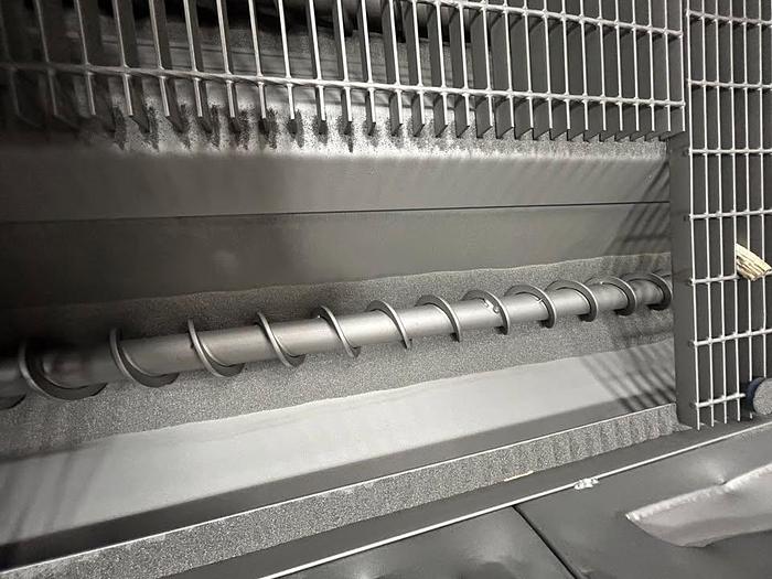 Very good 2012 Blue Lake Industries Blast Room