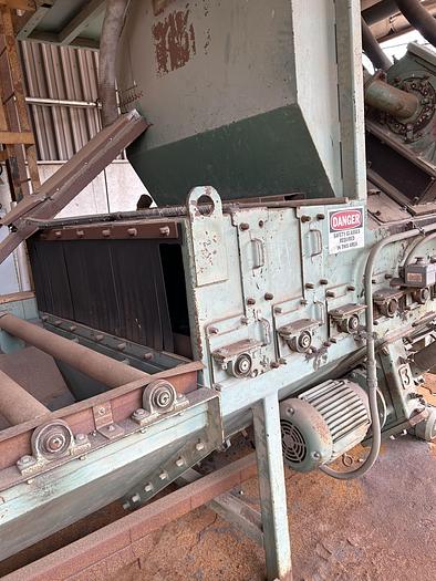 Very good 1996 BCP A4-7365 Roll Conveyor