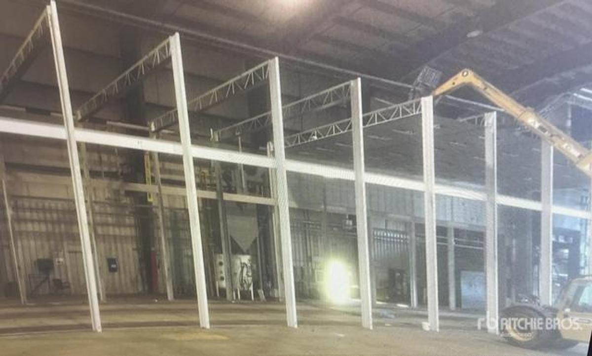 Excellent 2010 Col-Met 120' Long Blast Room