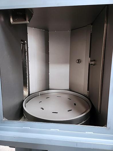 Excellent 2020 Cardinal 24" Table