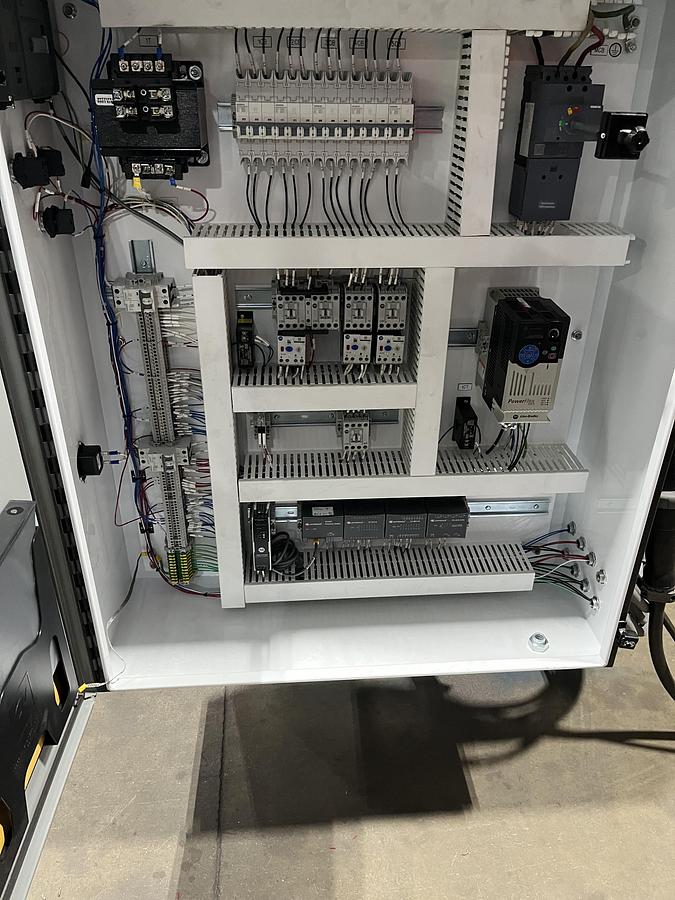 Like new 2024 Gibson 1.5BB