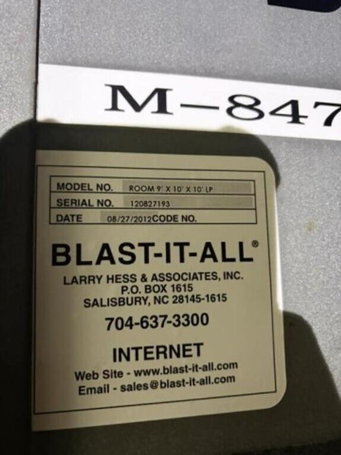 Like new 2012 BLAST-IT-ALL ROOM 9' x 10' x 10' LP