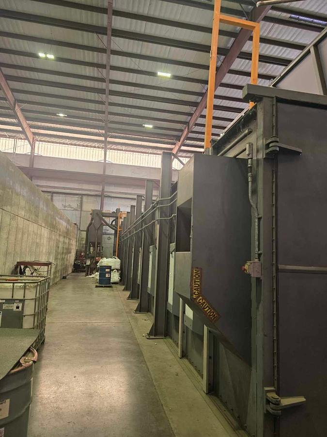 Excellent 2008 GFS Global Finishing Systems Blast Room/Paint Room