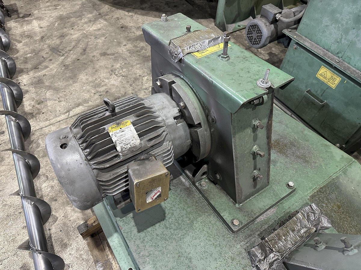 Like new 2006 Goff 3672D