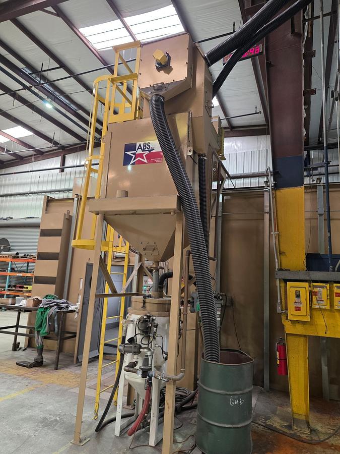 Like new 2021 ABS Blast Room