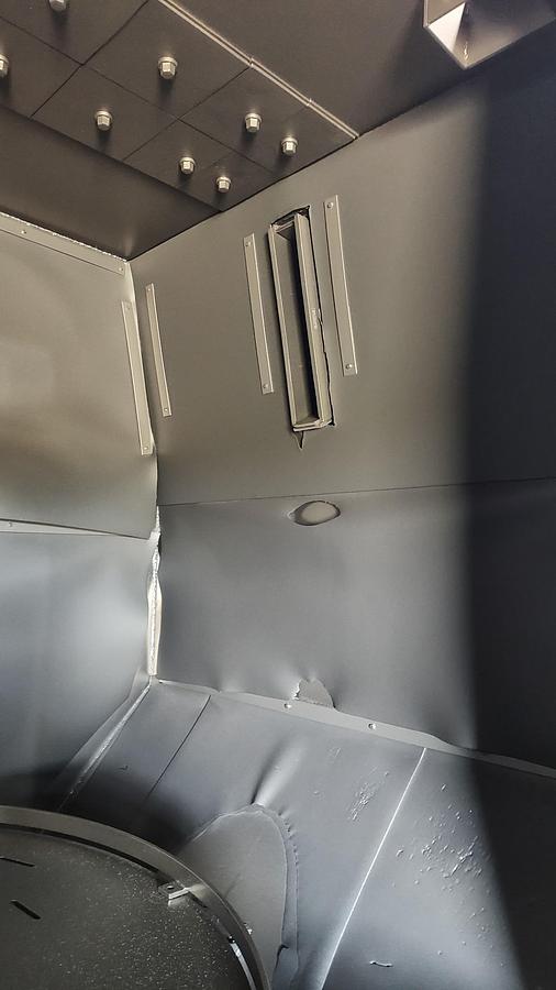 Very good Bronco 72" Table