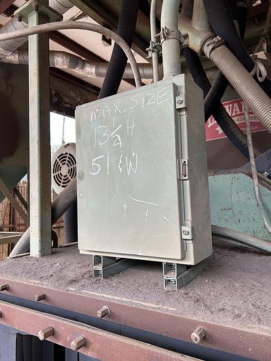 Very good 1996 BCP A4-7365 Roll Conveyor