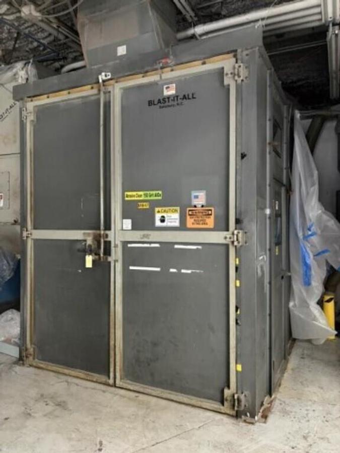 Like new 2012 BLAST-IT-ALL ROOM 9' x 10' x 10' LP